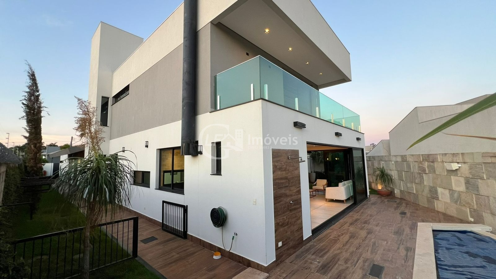 Imperdível: Casa à venda em Campo Grande-MS, Vila Vilas Boas, 4 quartos, 3 suítes, 3 salas, 1 banheiro, 7 vagas, 366m².