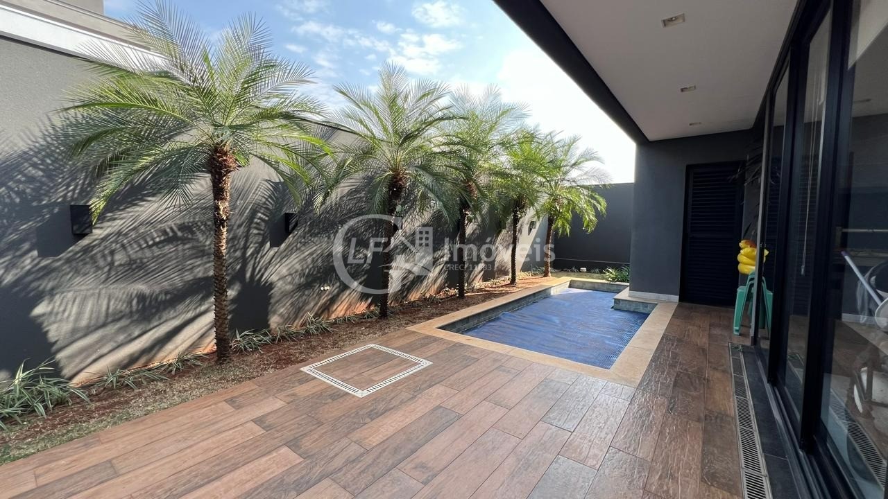 Casa à venda em Campo Grande-MS, Alphaville II: 2 quartos, 2 suítes, 3 salas, 2 banheiros, 4 vagas de garagem, 238m².