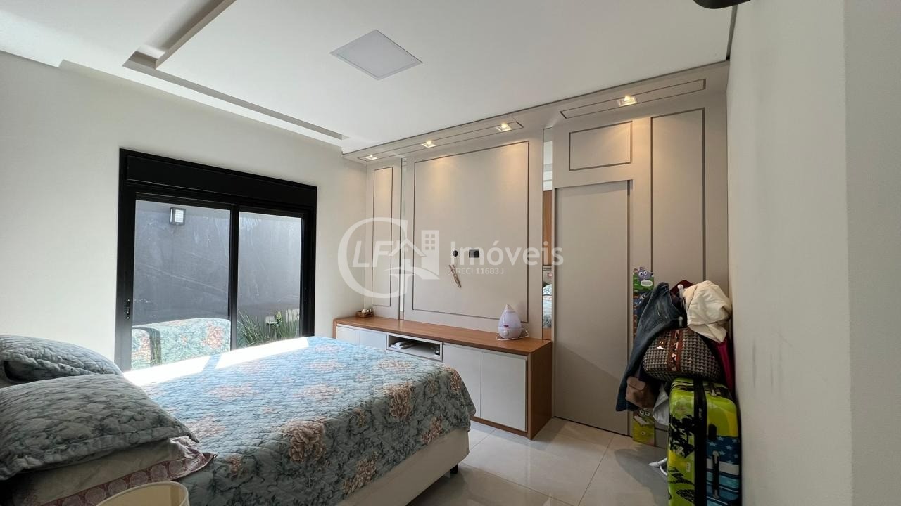 Casa à venda em Campo Grande-MS, Alphaville II: 2 quartos, 2 suítes, 3 salas, 2 banheiros, 4 vagas de garagem, 238m².