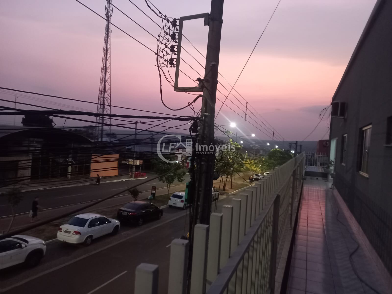 Imperdível oportunidade: casa comercial de alto padrão à ven