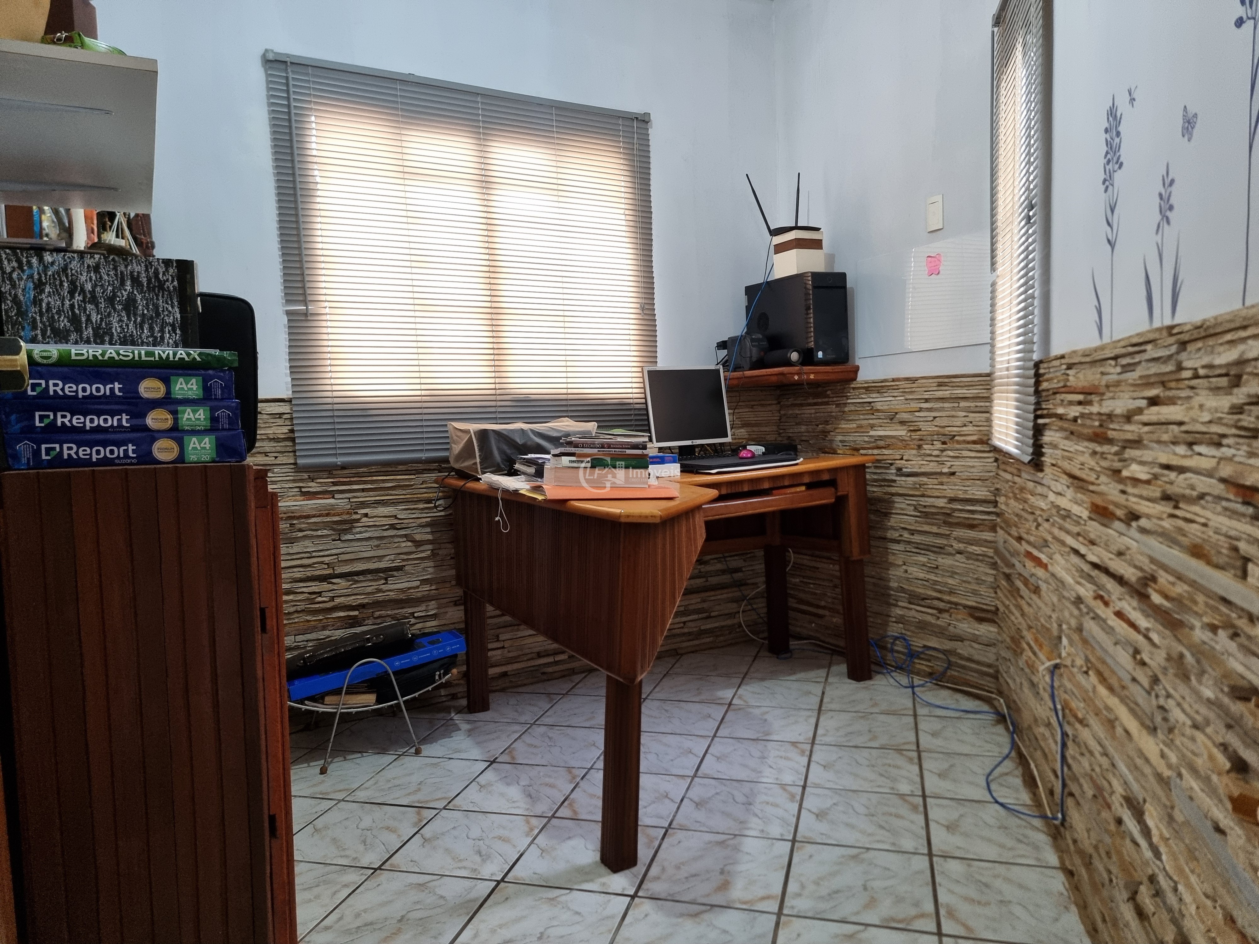 Linda casa com área gourmet e piscina