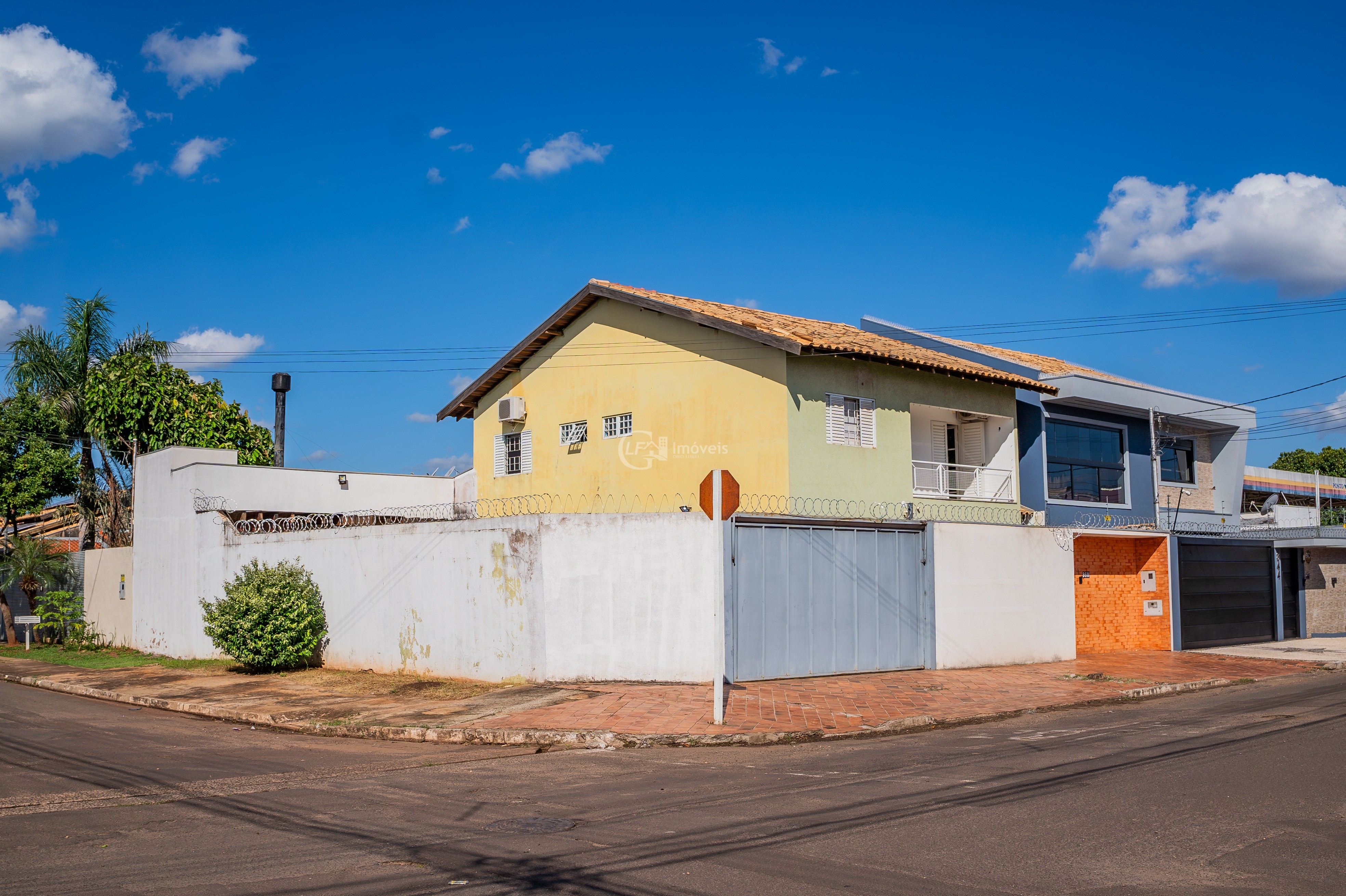 Imperdível: Casa à venda em Campo Grande-MS, Vila Palmira - 3 quartos, 1 suíte, 3 salas, 3 banheiros, 3 vagas, 169,84 m².