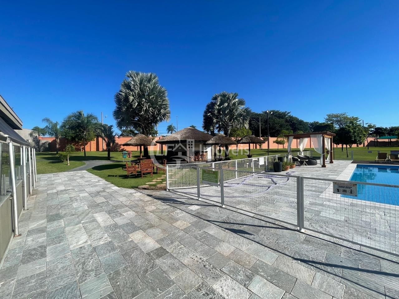Terreno de 846m² em condomínio de luxo em alphaville campo g