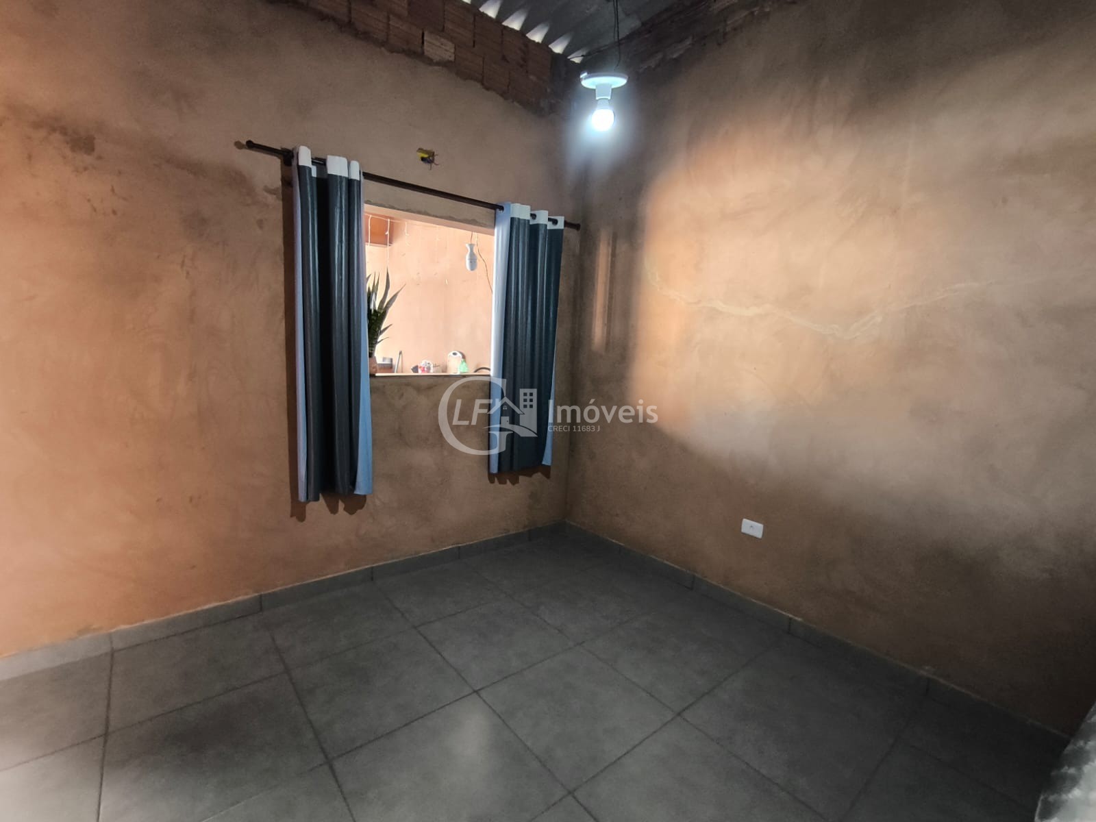 Casa para venda em campo grande-ms: 1 suite, 3 banheiros, 2 