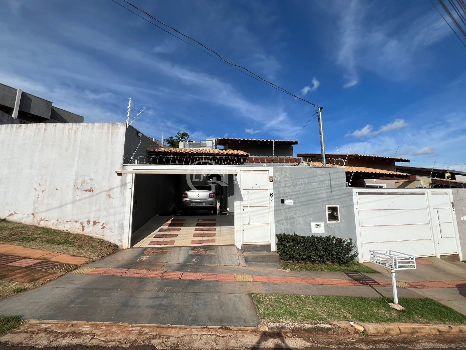 Imperdível oportunidade de investimento: casa à venda em cam