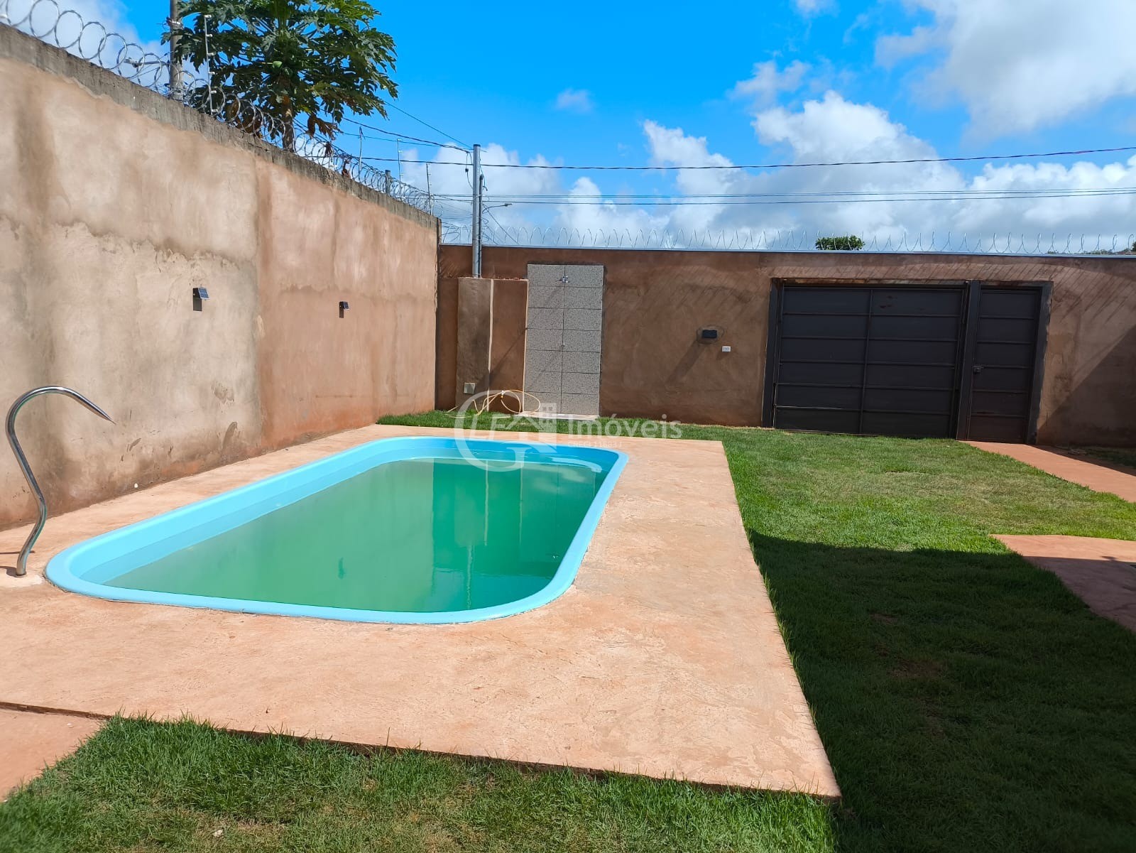 Casa para venda em campo grande-ms: 1 suite, 3 banheiros, 2 