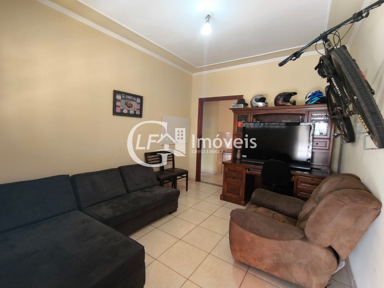 Casa com 2 quartos - boa localização