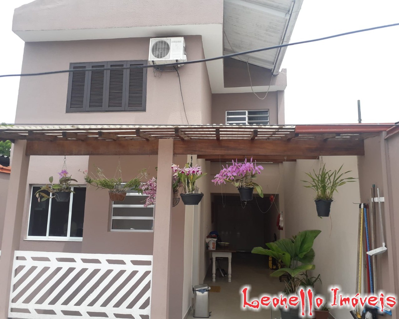 Sobrado, 3 quartos, 235 m² - Foto 1