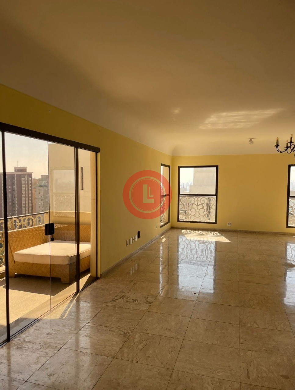 Apartamento, 3 quartos, 340 m² - Foto 1