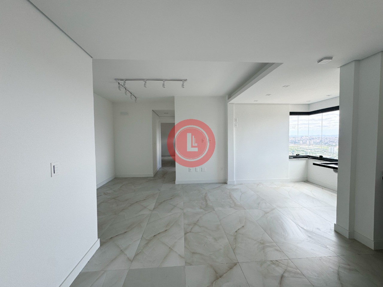 Apartamento, 2 quartos, 77 m² - Foto 1