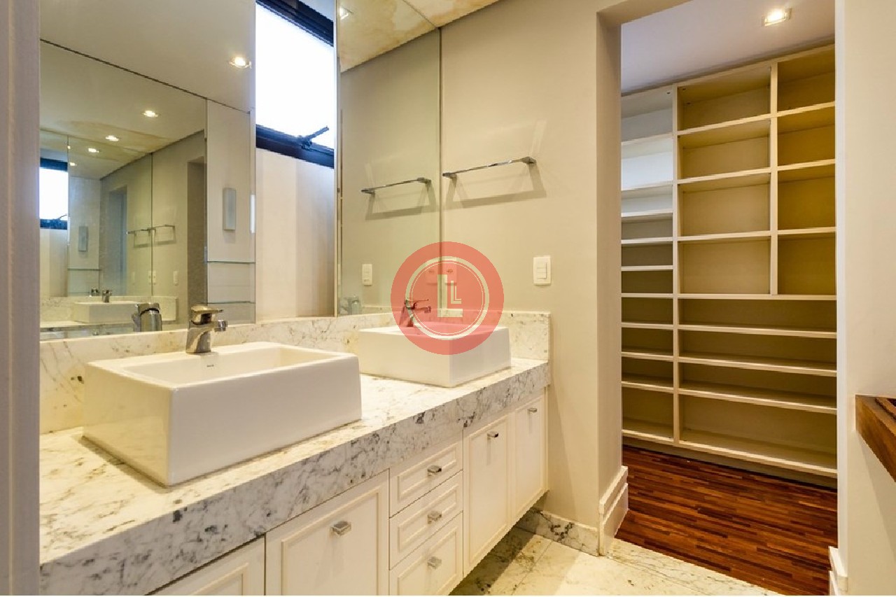 Apartamento, 3 quartos, 247 m² - Foto 4