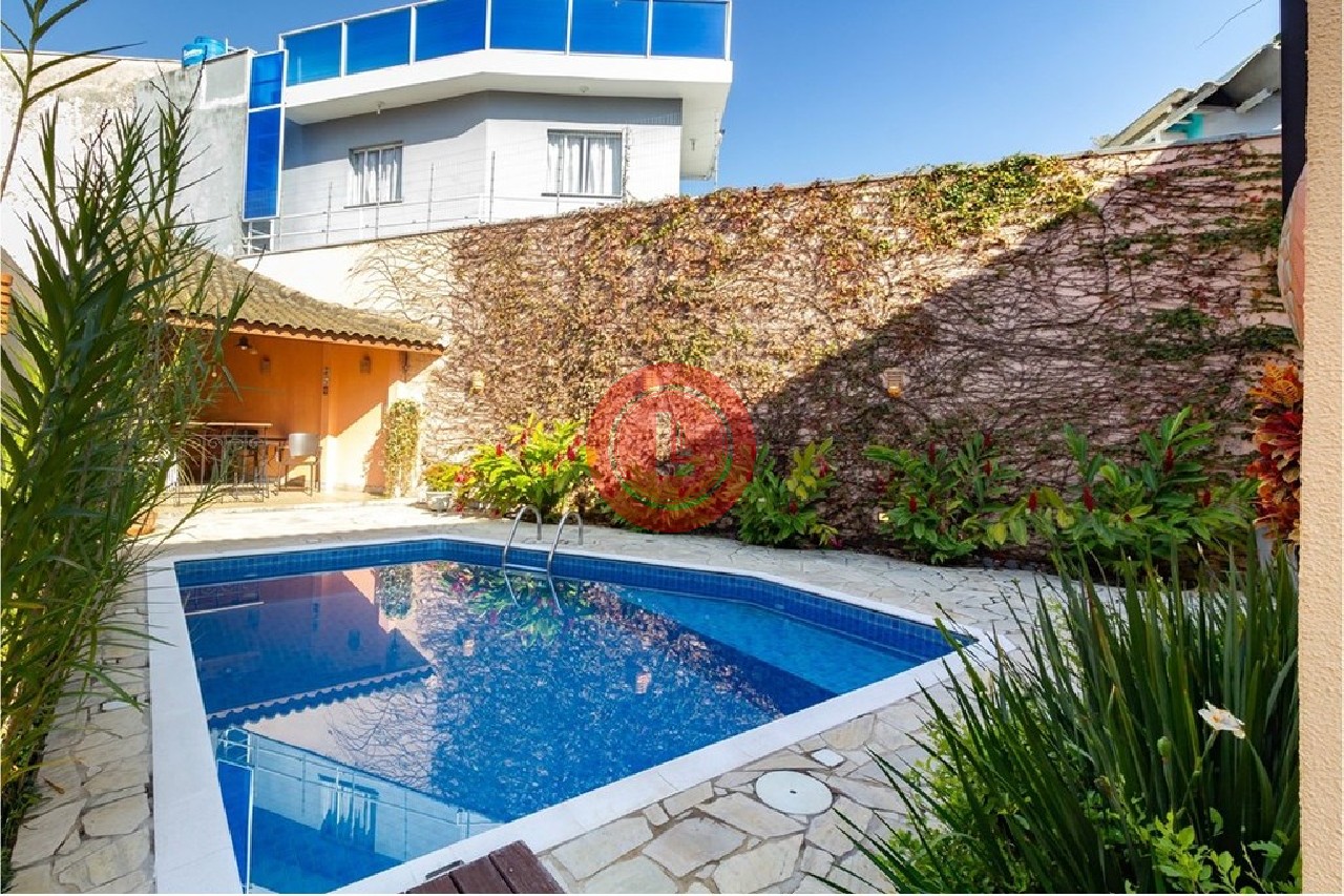 Casa, 3 quartos, 310 m² - Foto 16