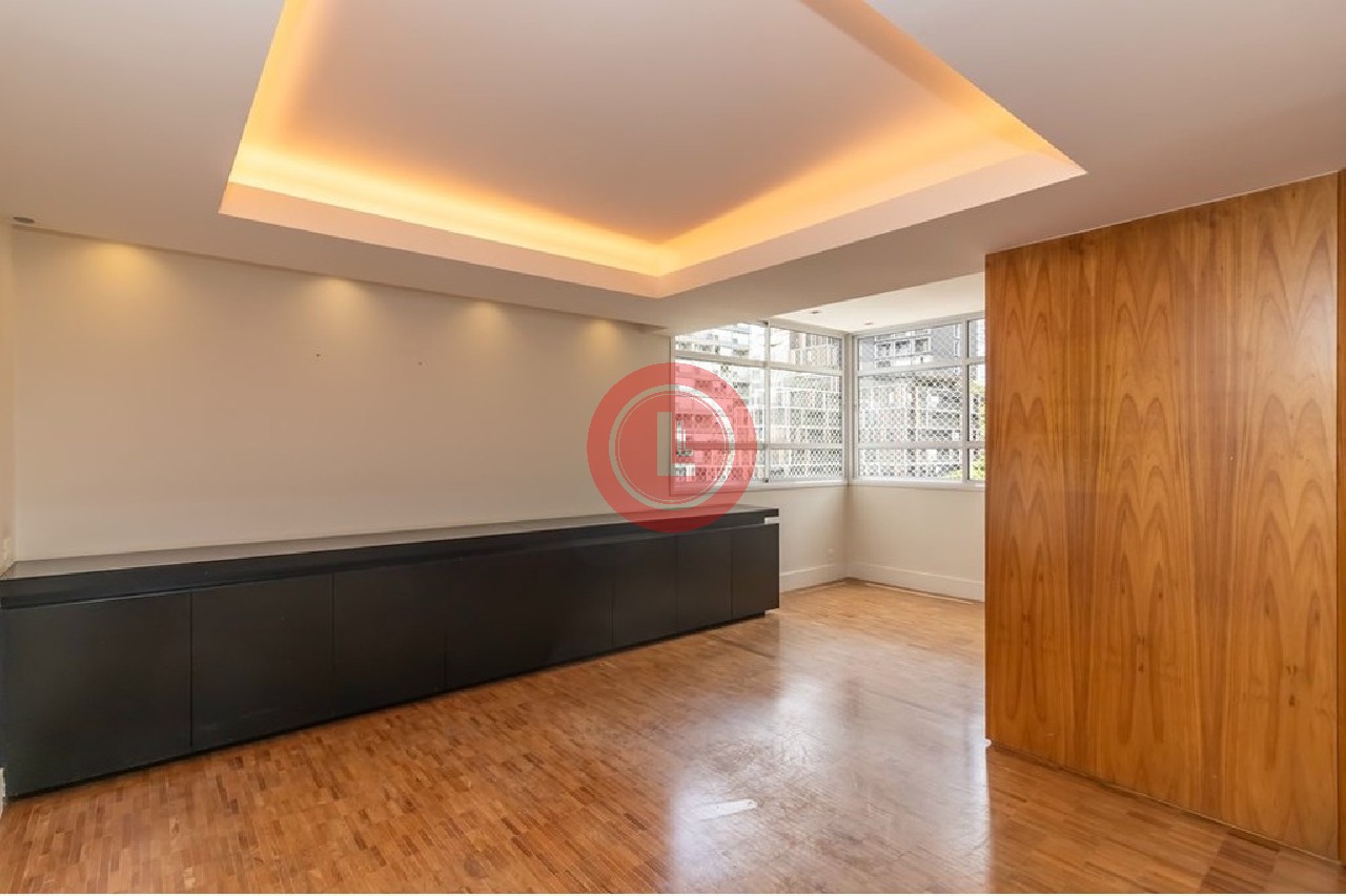 Apartamento, 3 quartos, 213 m² - Foto 2