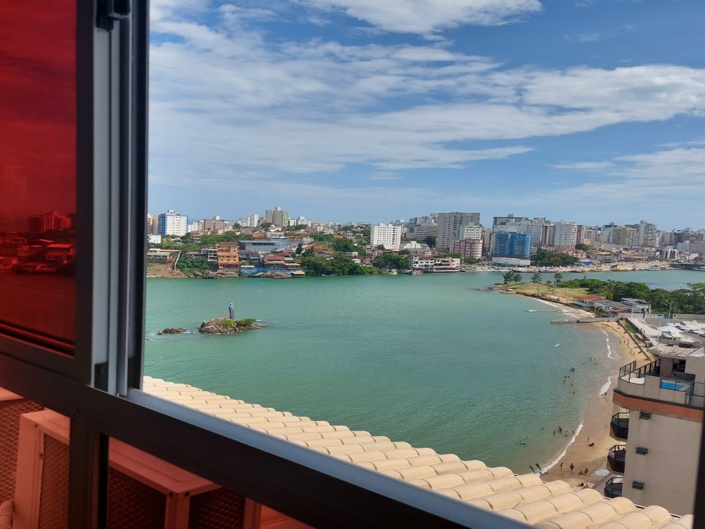 COBERTURA COM 03 QUARTOS E 03 SUÍTES COM VISTA PARA MAR A VENDA