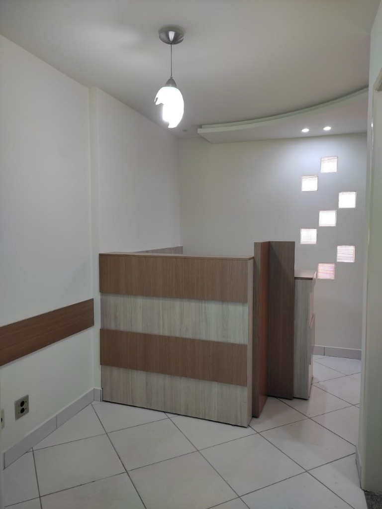 SALA COMERCIO PARA LOCAÇÃO NO CENTRO DE GUARAPARI ES