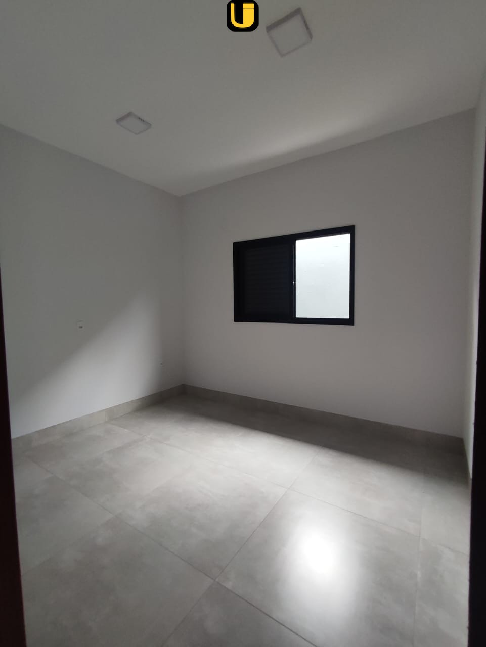 Casa, 3 quartos, 250 m² - Foto 2