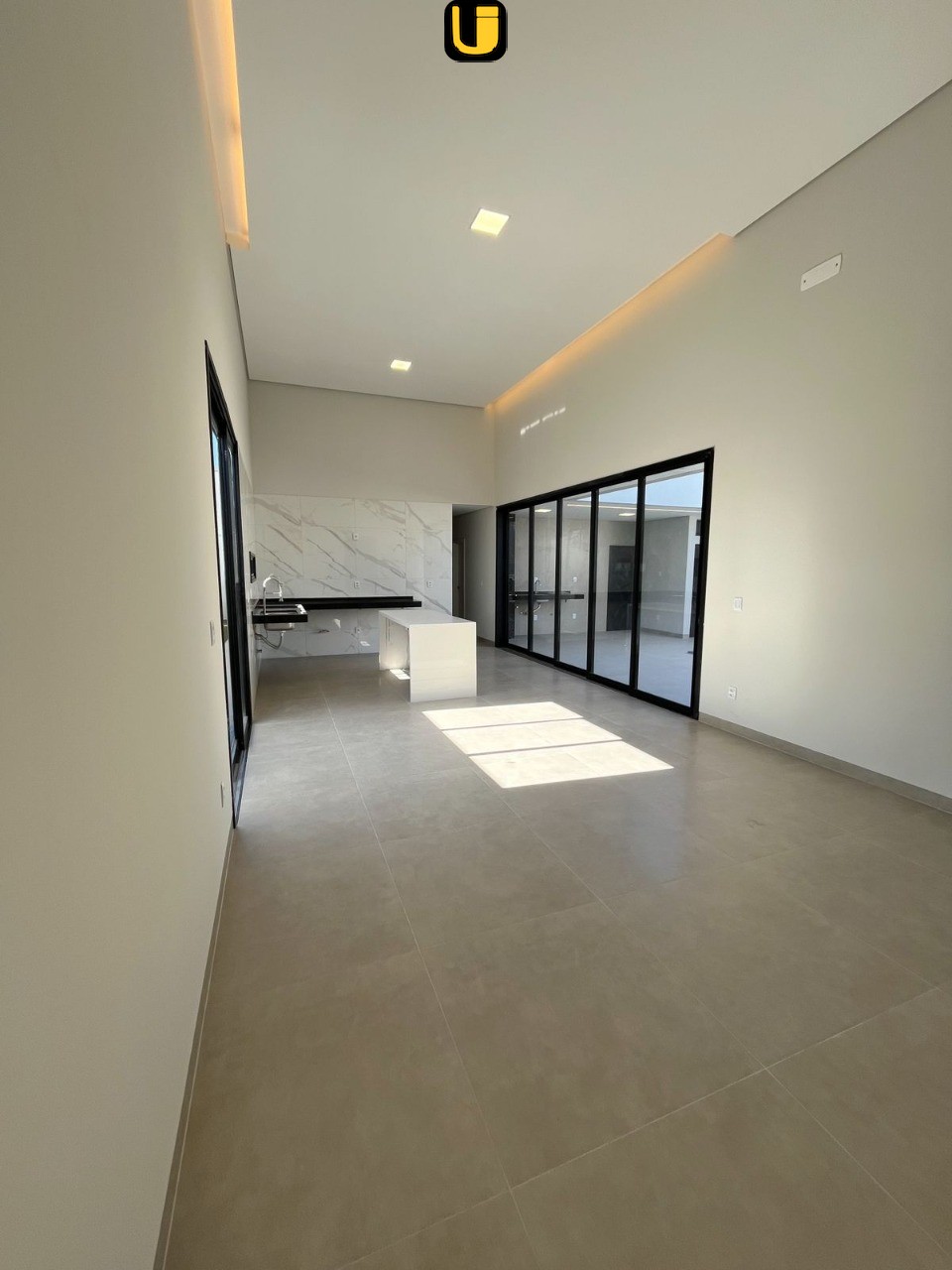 Casa, 3 quartos, 250 m² - Foto 8