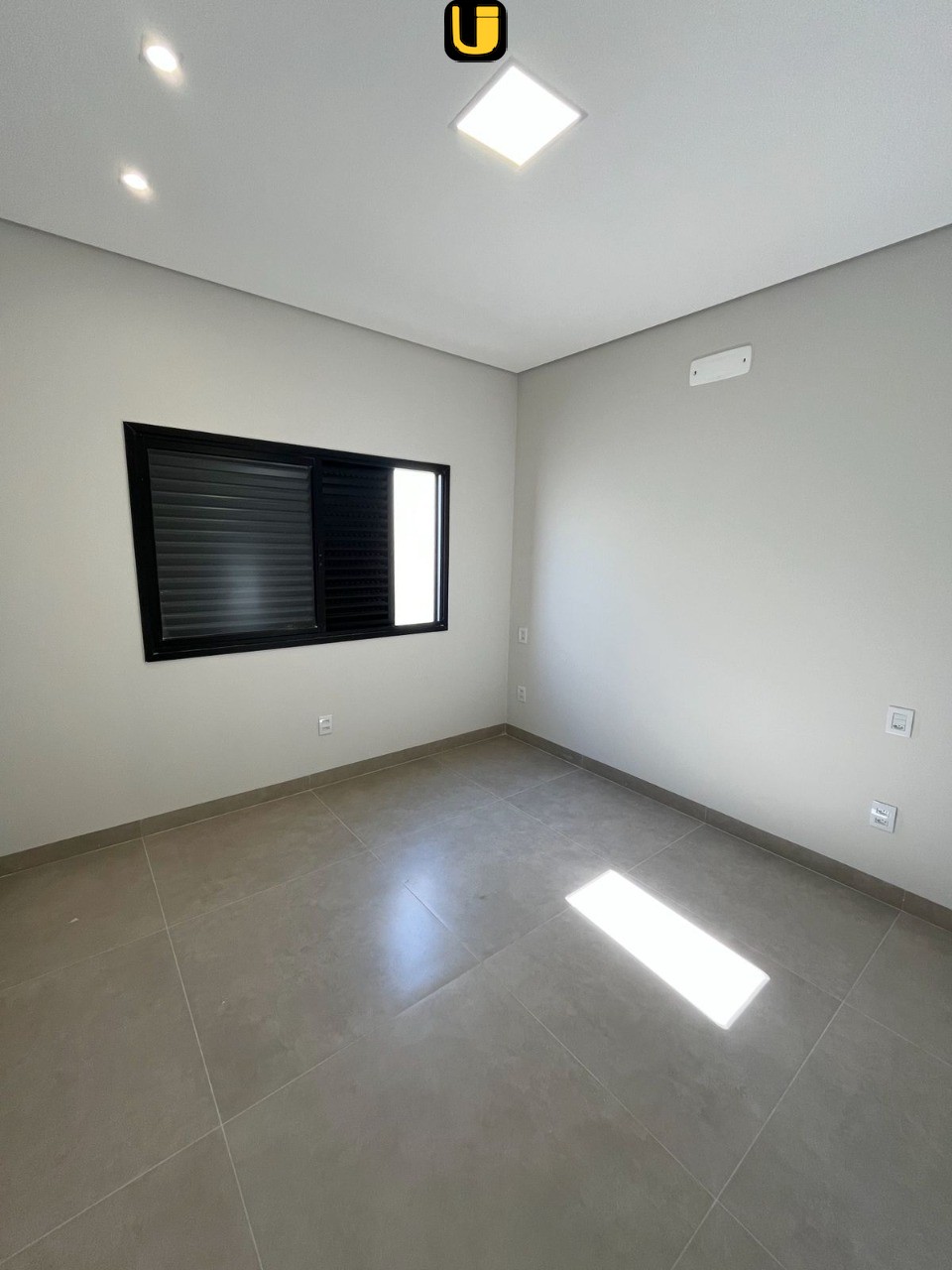 Casa, 3 quartos, 250 m² - Foto 12
