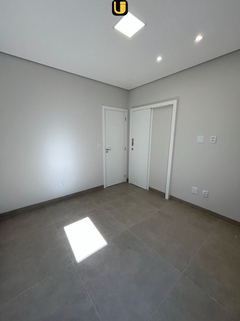 Casa, 3 quartos, 250 m² - Foto 13