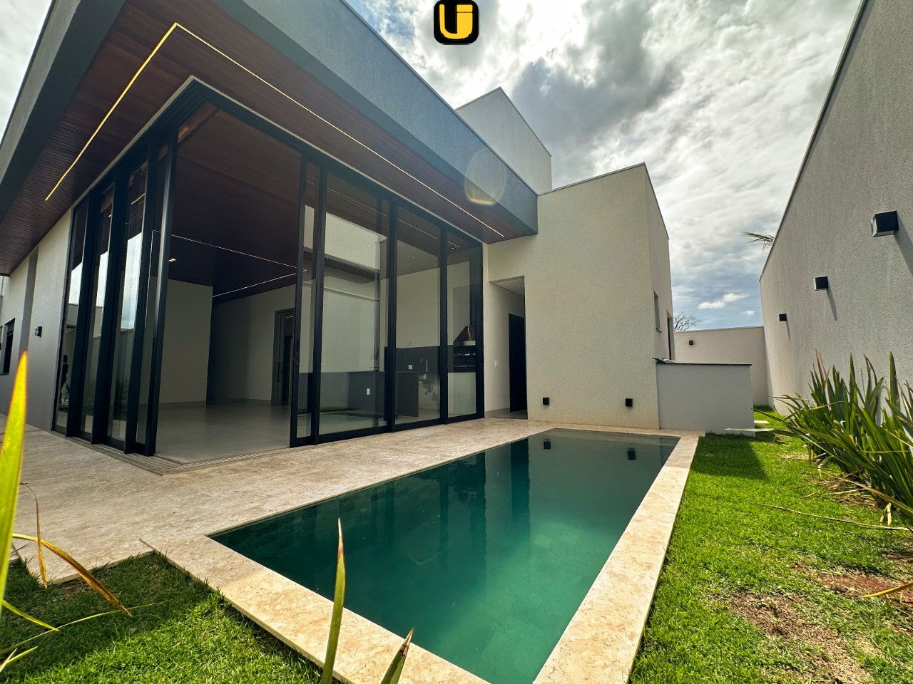 Casa, 4 quartos, 200 m² - Foto 3