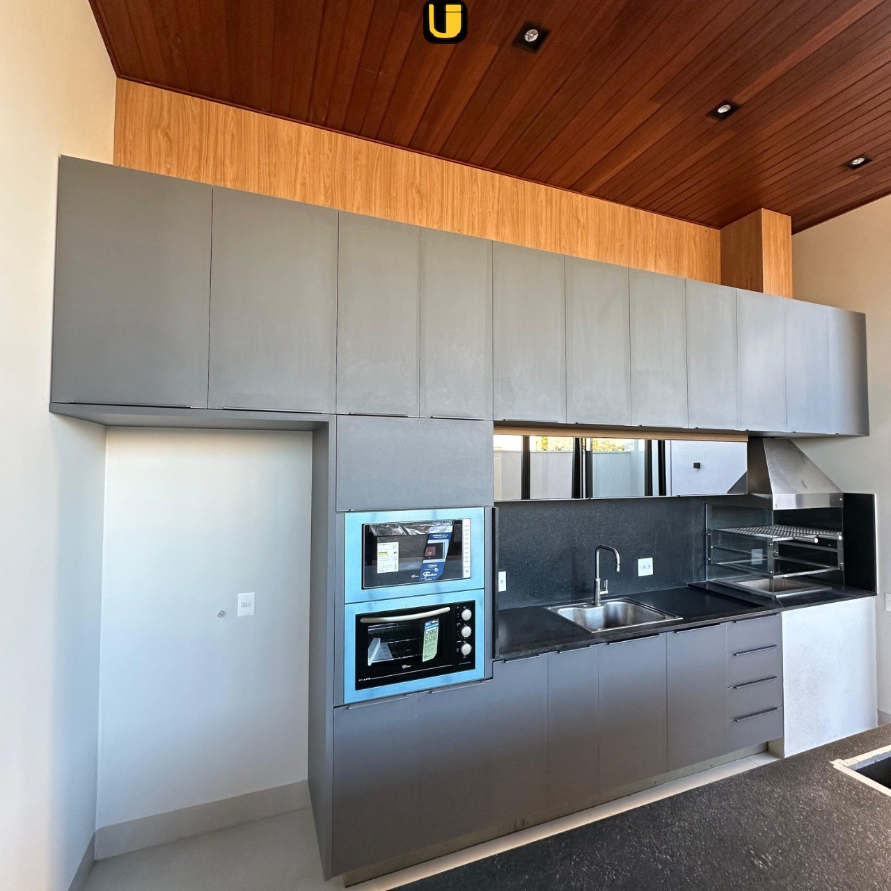 Casa, 4 quartos, 200 m² - Foto 1