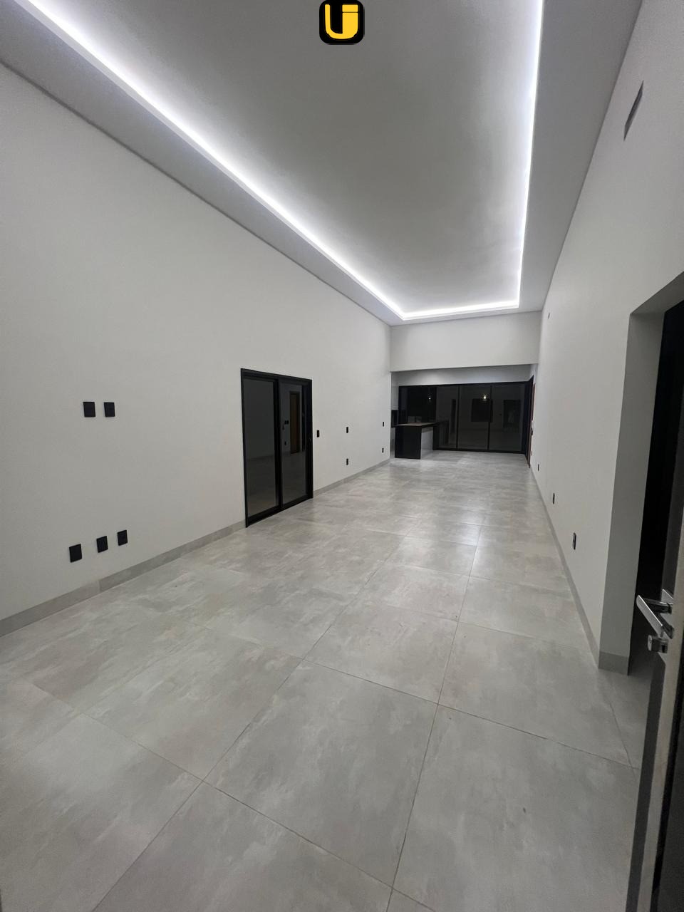 Casa, 3 quartos, 250 m² - Foto 2