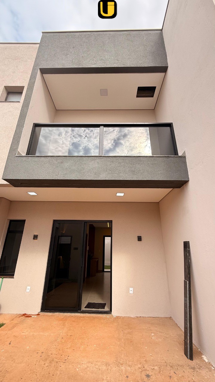 Casa, 2 quartos, 82 m² - Foto 1
