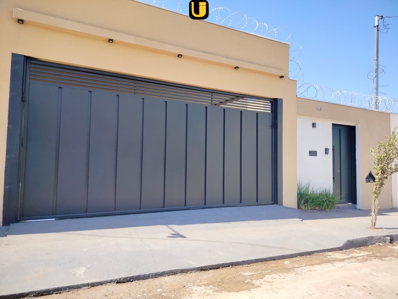 Casa, 3 quartos, 250 m² - Foto 1