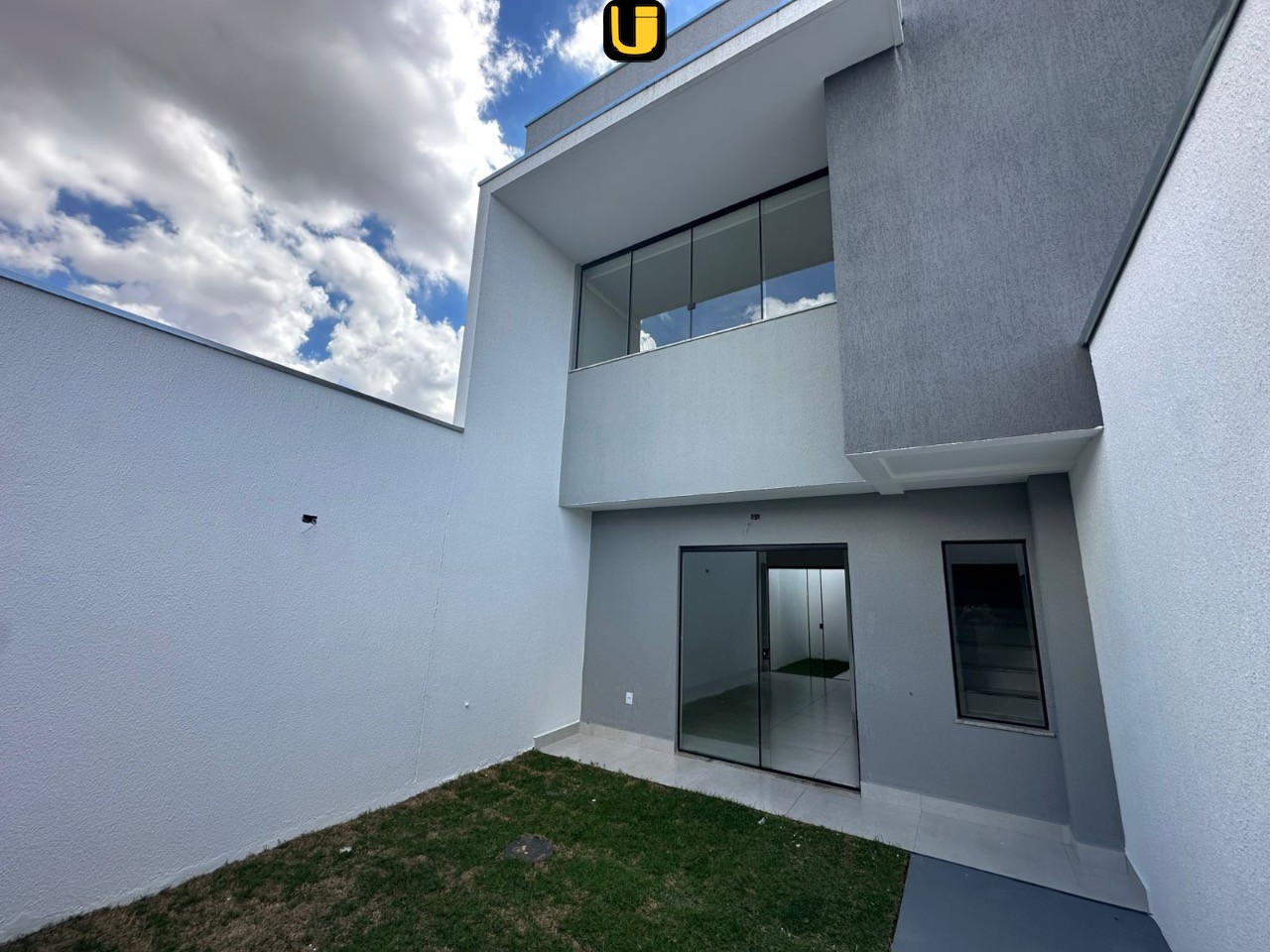 Casa, 2 quartos, 125 m² - Foto 1