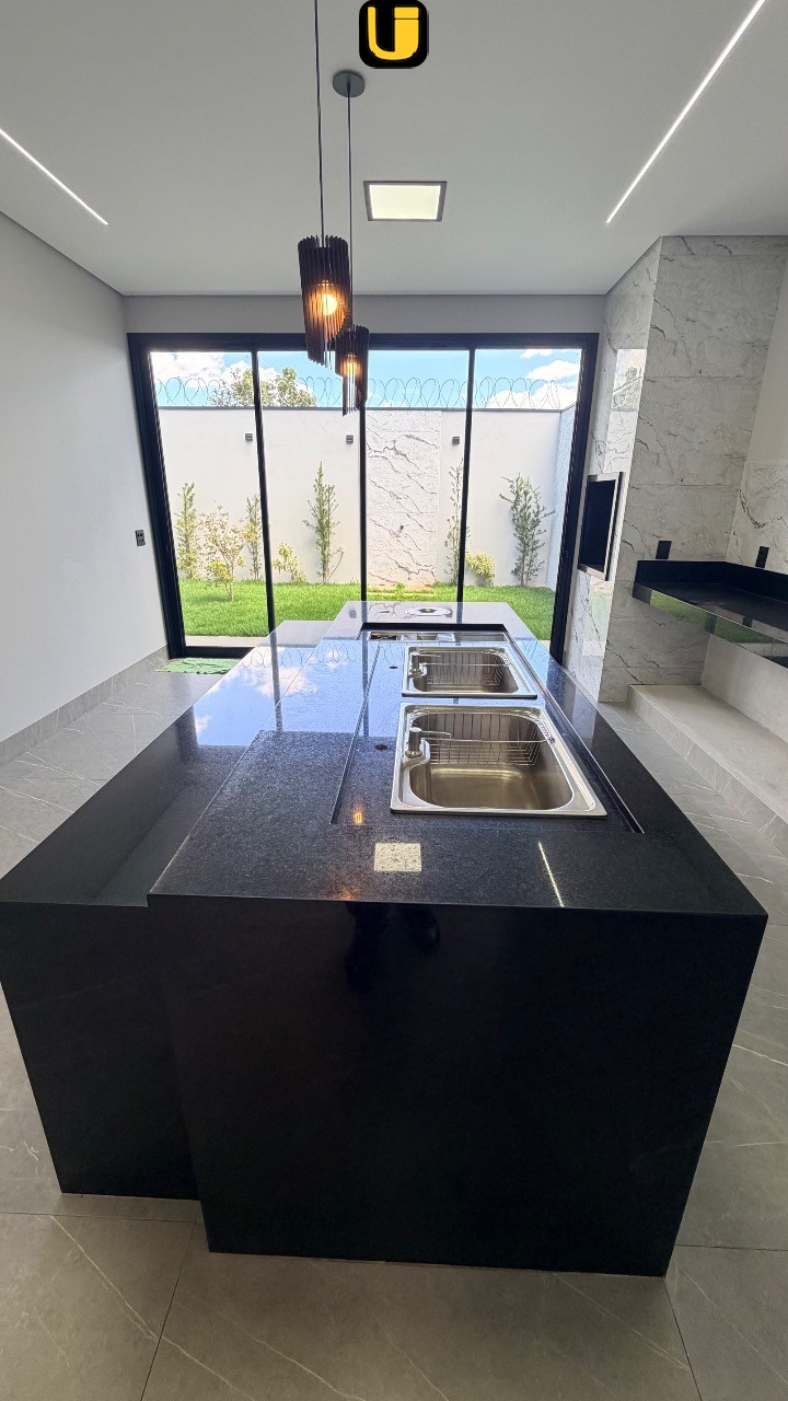 Casa, 3 quartos, 250 m² - Foto 30
