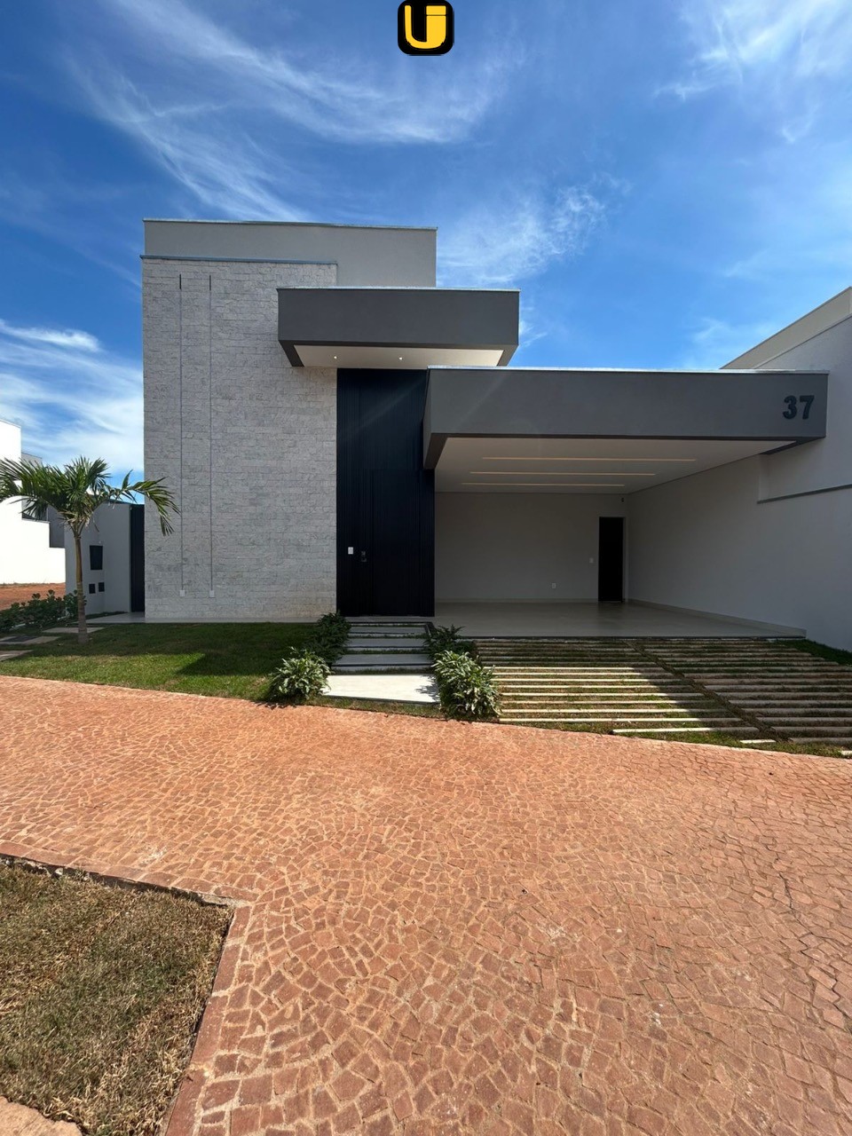 Casa, 3 quartos, 251 m² - Foto 1