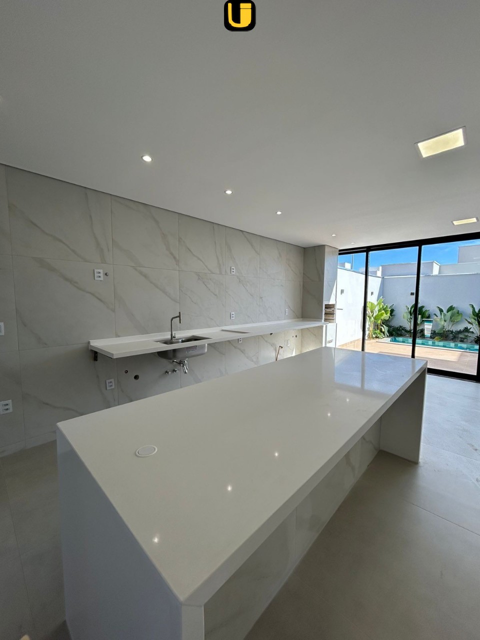 Casa, 3 quartos, 251 m² - Foto 3