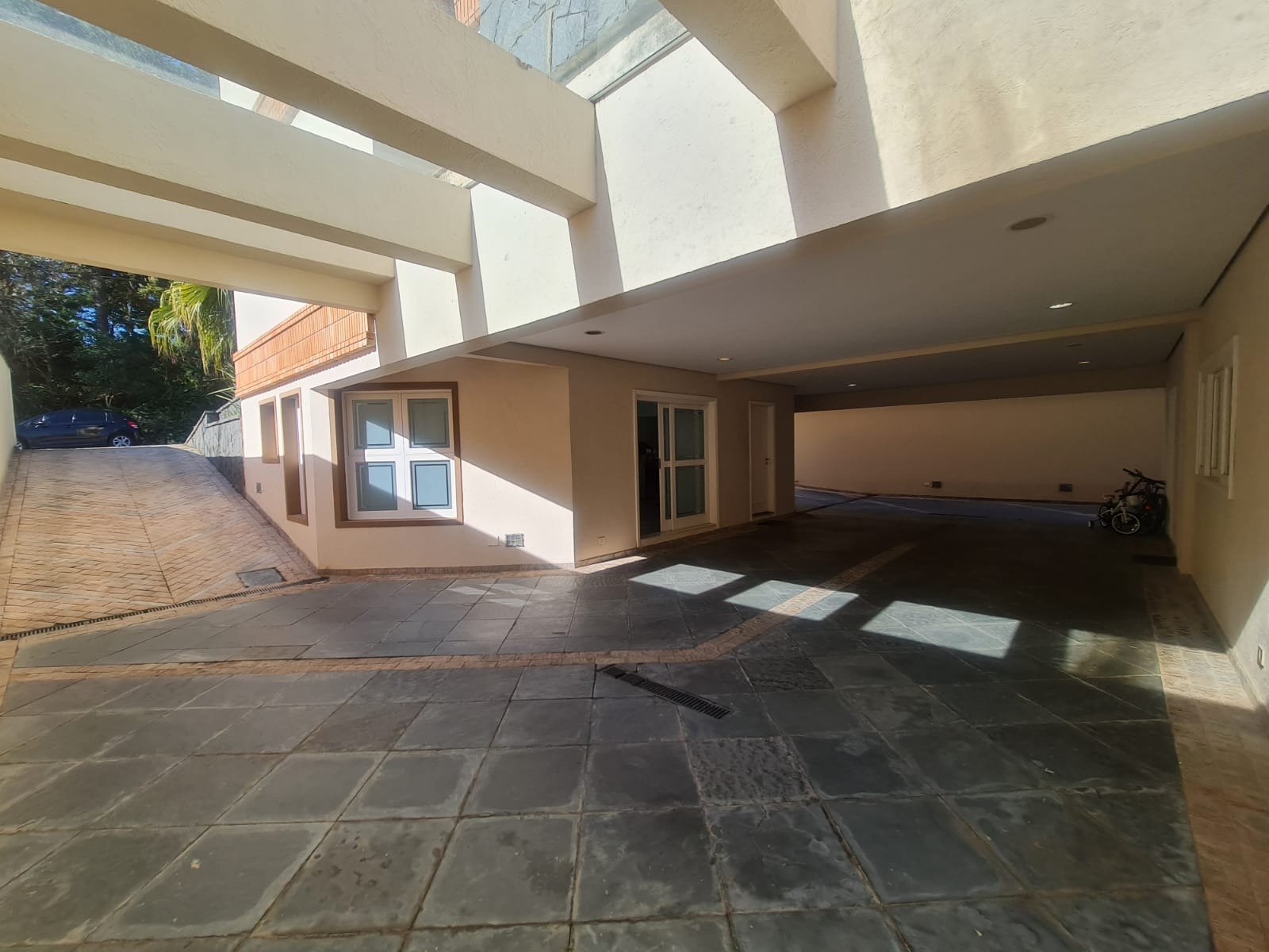Casa em condomínio à venda no Alphaville 1 com 4 suítes, 665m².