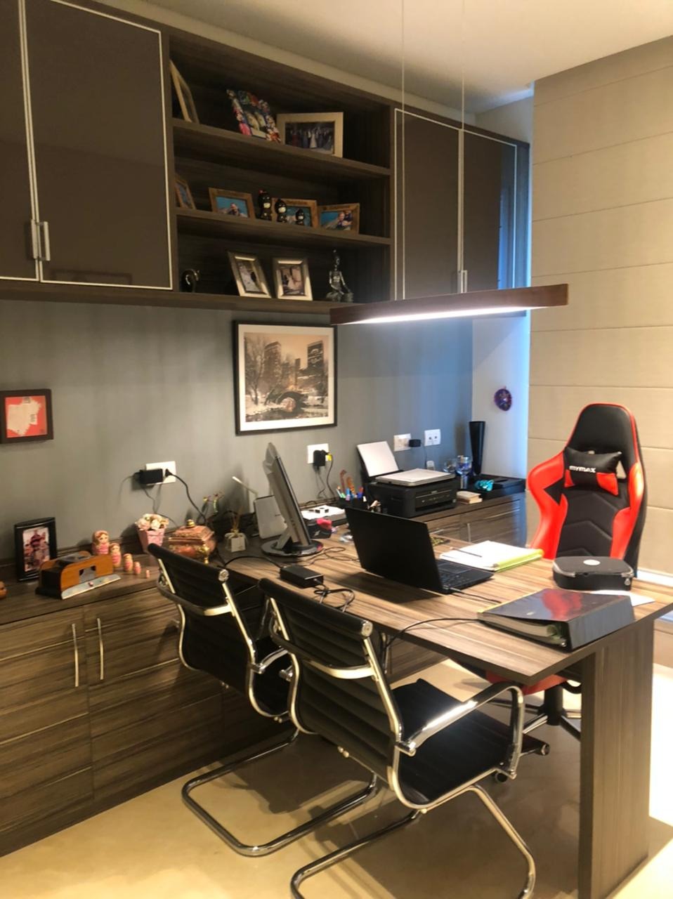 Casa 4 suítes mobiliada e decorada para locação e ou venda