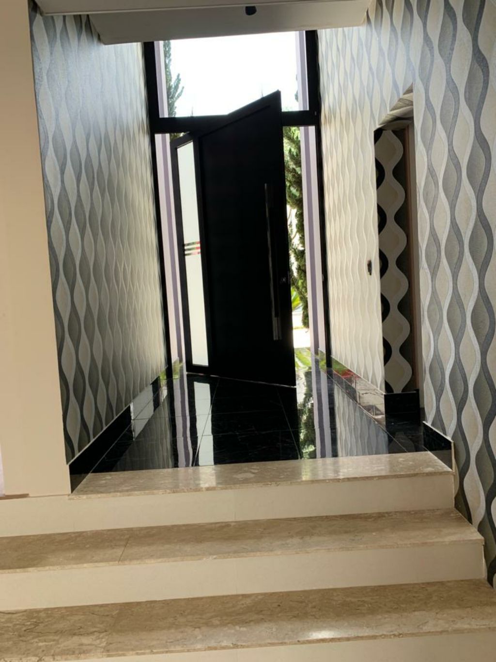 Sobrado para venda e locação em condomínio Alphaville 9