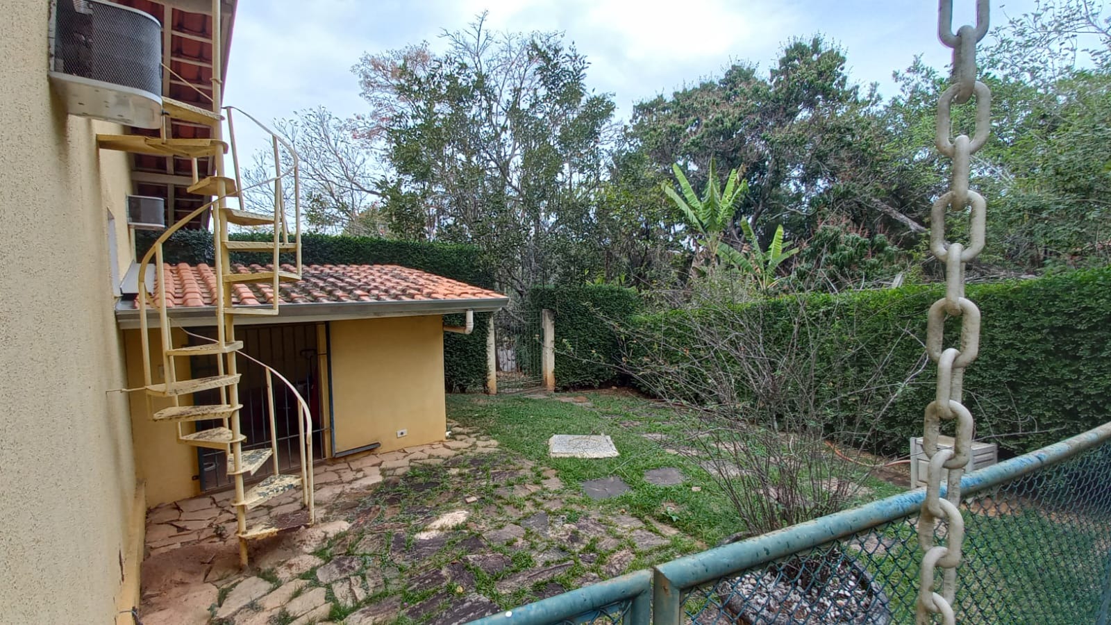 Excelente Casa no Condomínio City Castelo com 431m².
