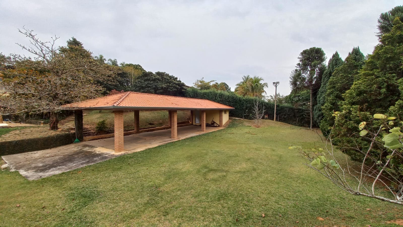 Excelente Casa no Condomínio City Castelo com 431m².