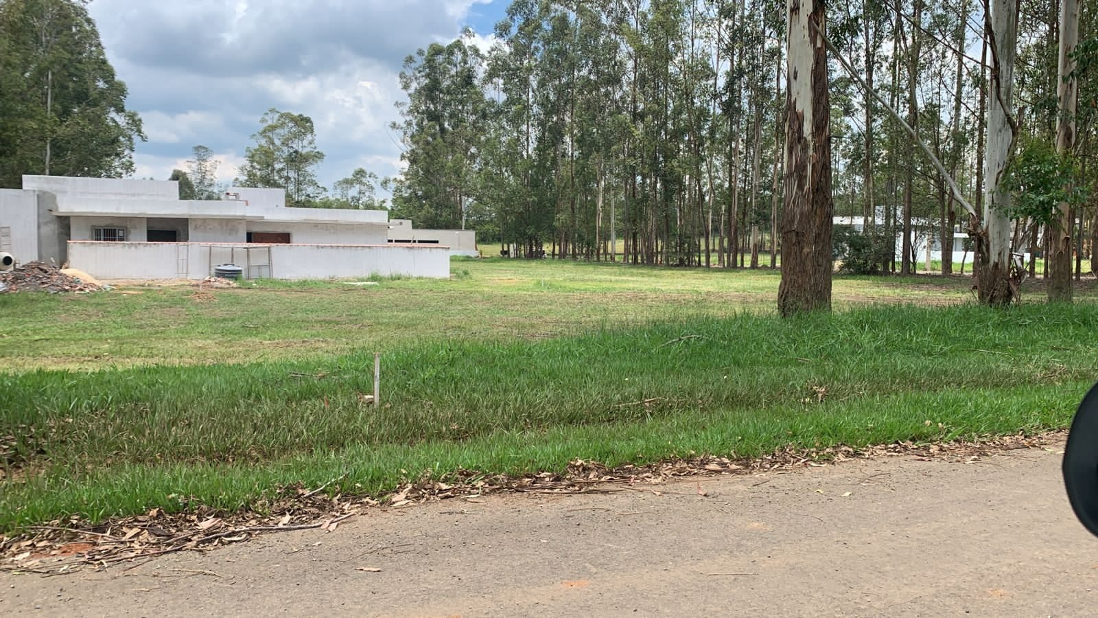 Lindo Lote de 450M² Condomínio Ninho verde 1