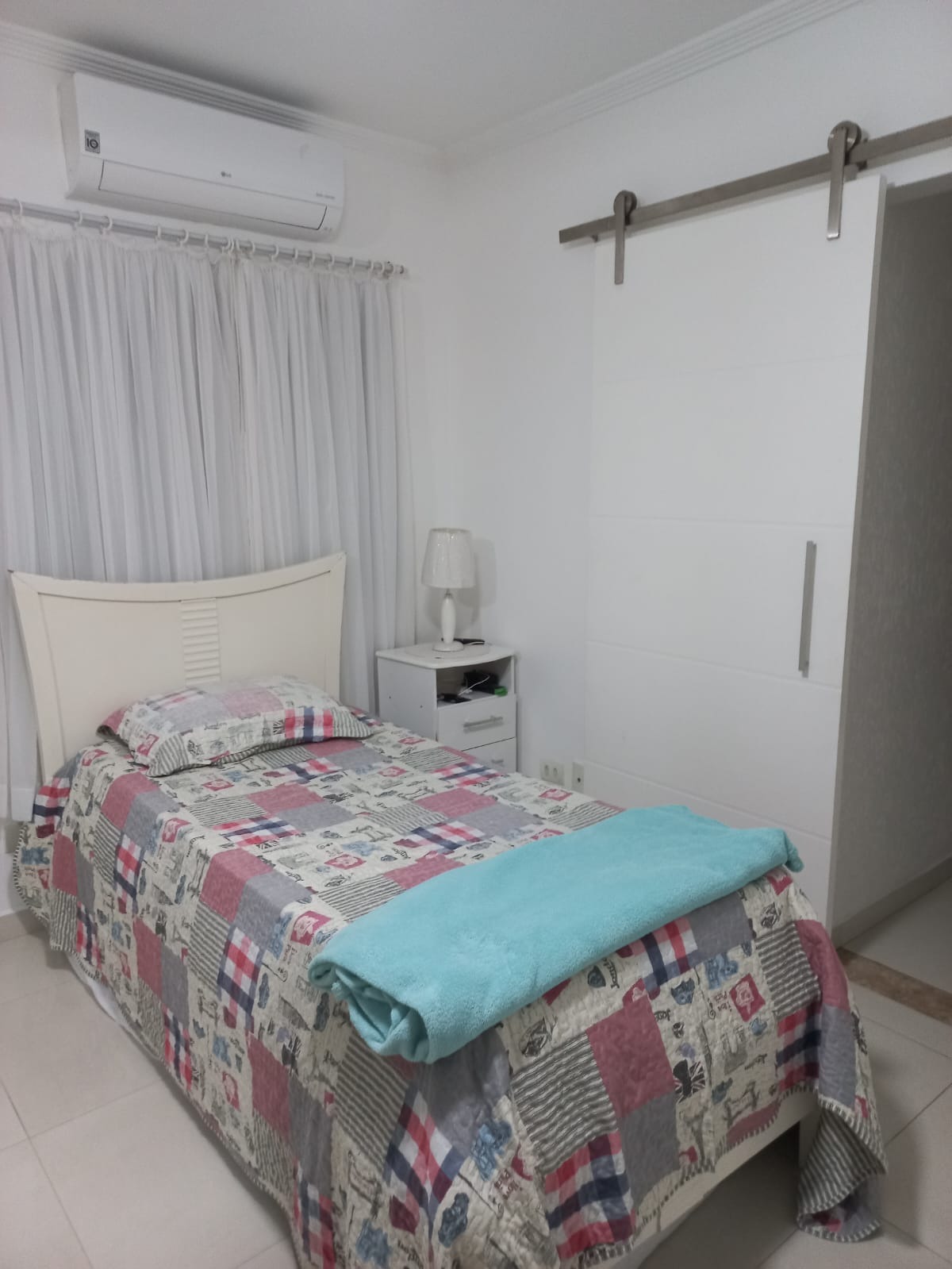 Encantador apartamento de 176m² no condomínio edifício guaru