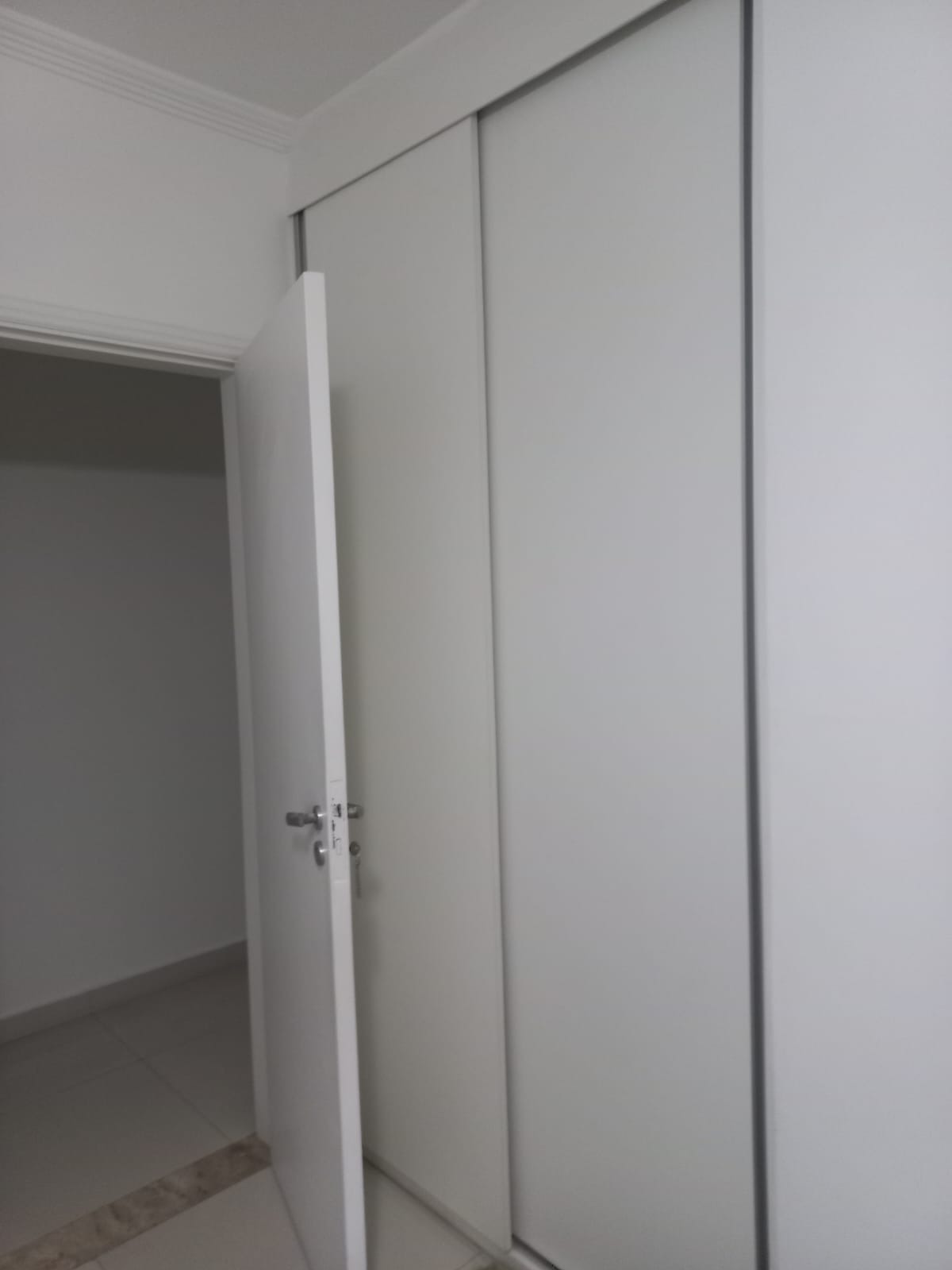 Encantador apartamento de 176m² no condomínio edifício guaru