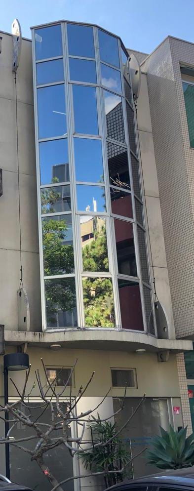 "aluga-se prédio comercial exclusivo na calçada das begônias