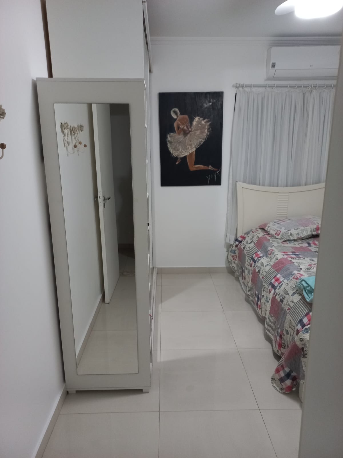 Encantador apartamento de 176m² no condomínio edifício guaru