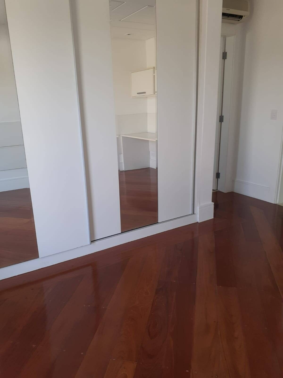 Deslumbrante casa no condomínio melville