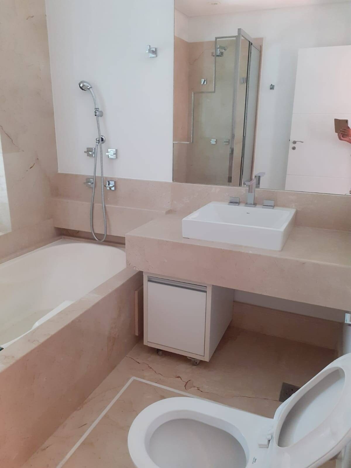 Deslumbrante casa no condomínio melville