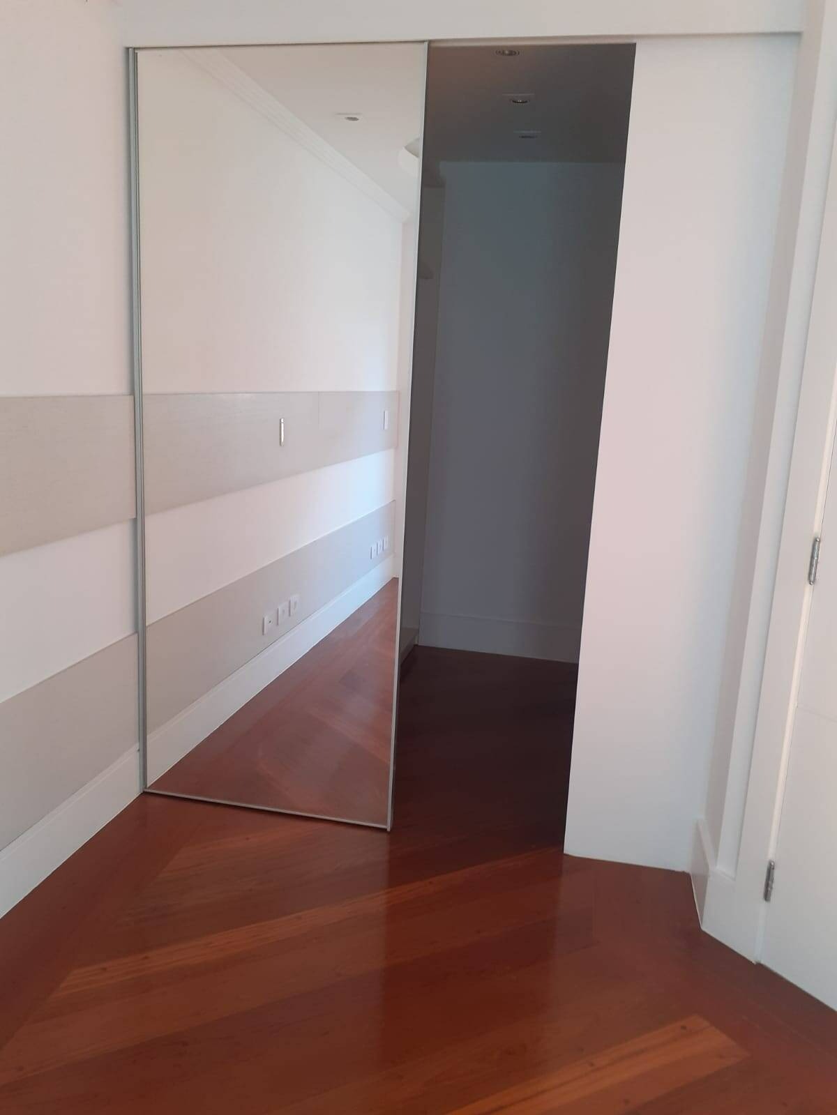 Deslumbrante casa no condomínio melville