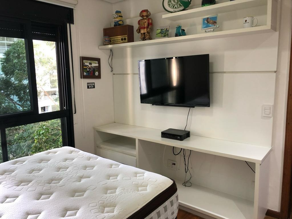 Apartamento de 4 Suítes com Móveis Planejados No Parque Morumbi SP