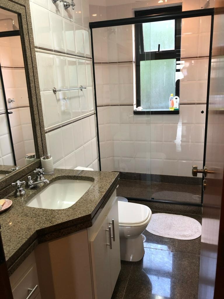 Apartamento de 4 Suítes com Móveis Planejados No Parque Morumbi SP