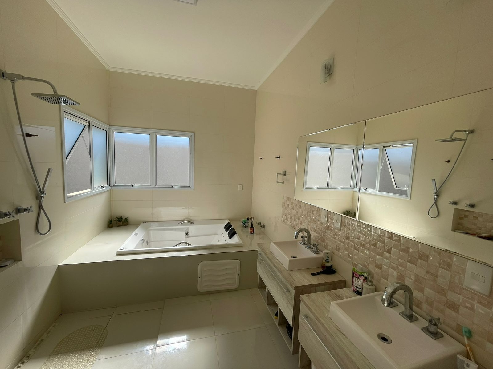 Oásis Residencial: Viva o Luxo e o Conforto na Bragança Paulista