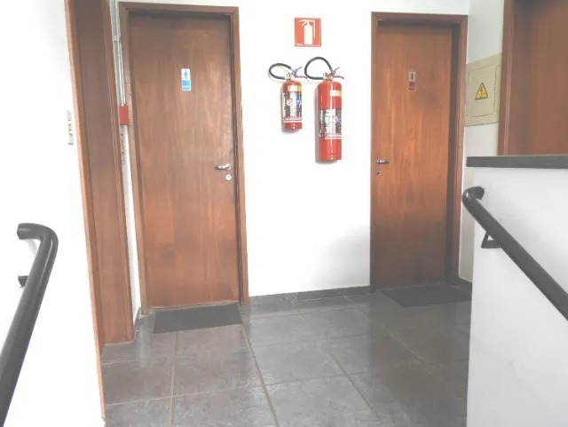 Imóvel industrial com 2 galpões - foto 12