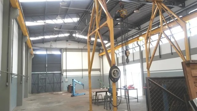 Imóvel industrial com 2 galpões - foto 8